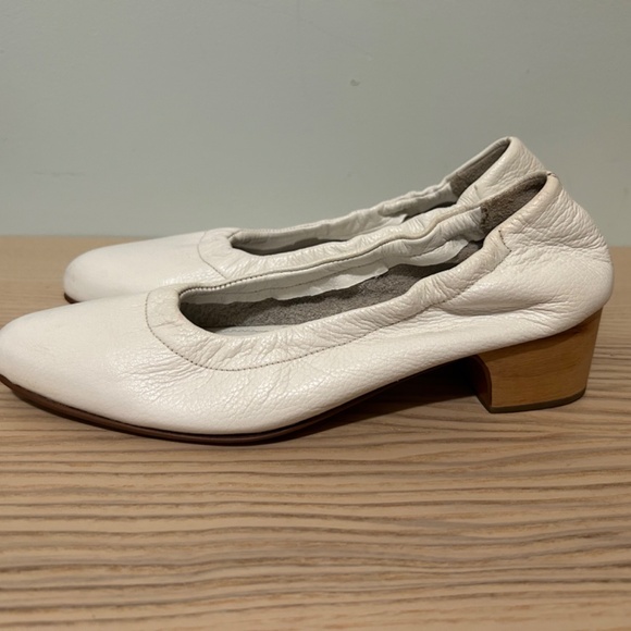 Rachel Comey white leather kitten heel size 7 - Picture 2 of 5